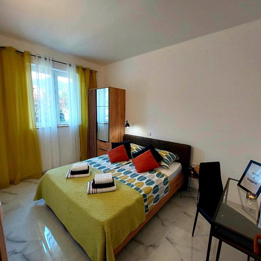 Apartments Leon 2 Banjol 외부 사진